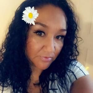 Meet your Posher, Ebelina